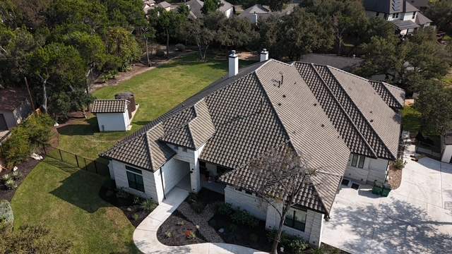 D & H Roofing Inc - Austin